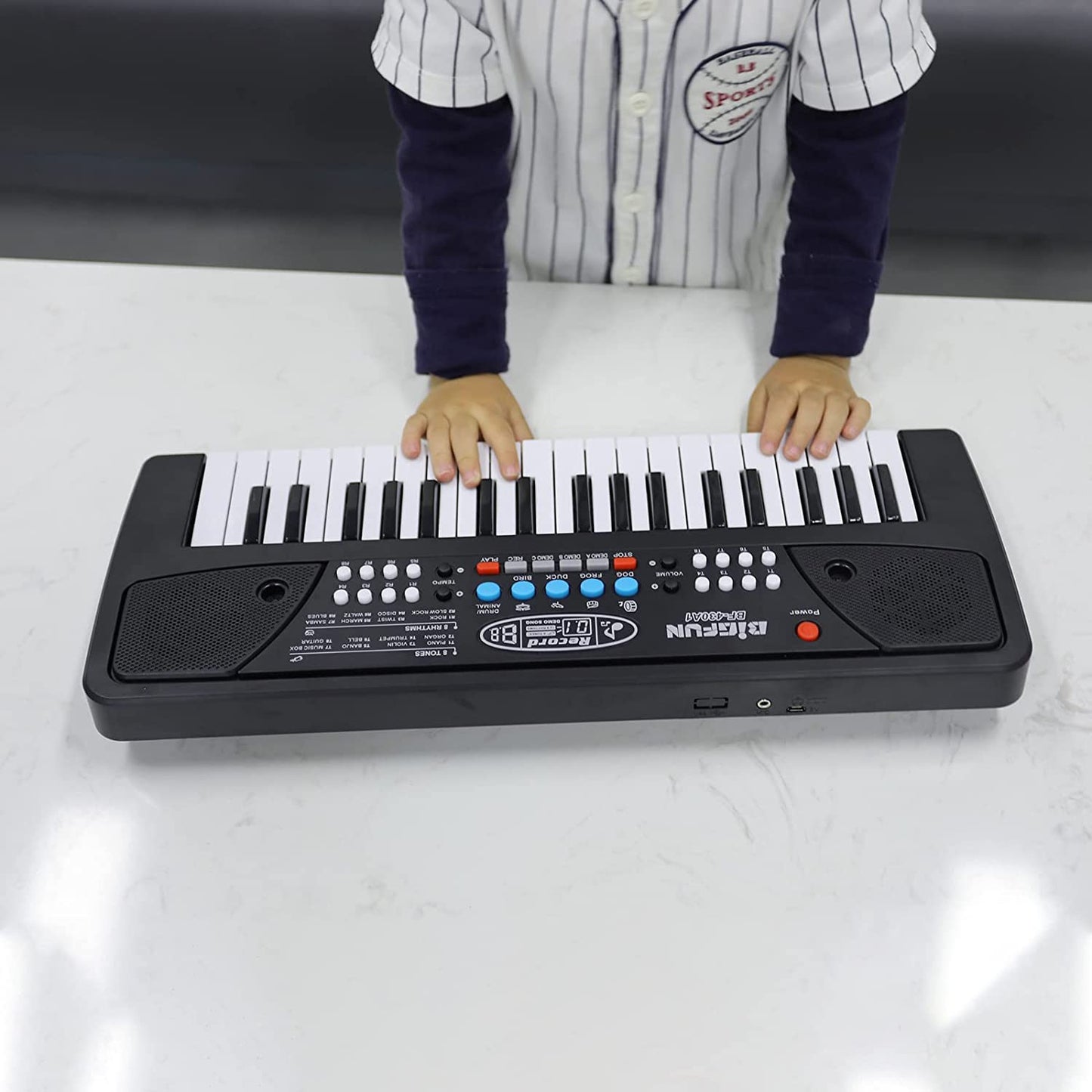 MM TOYS Kids Piano Keyboard with Microphone BF430- 37 Keys, 8 Tones & 8 Rhythms, Ages 3-7, Perfect Gift for Young Musicians