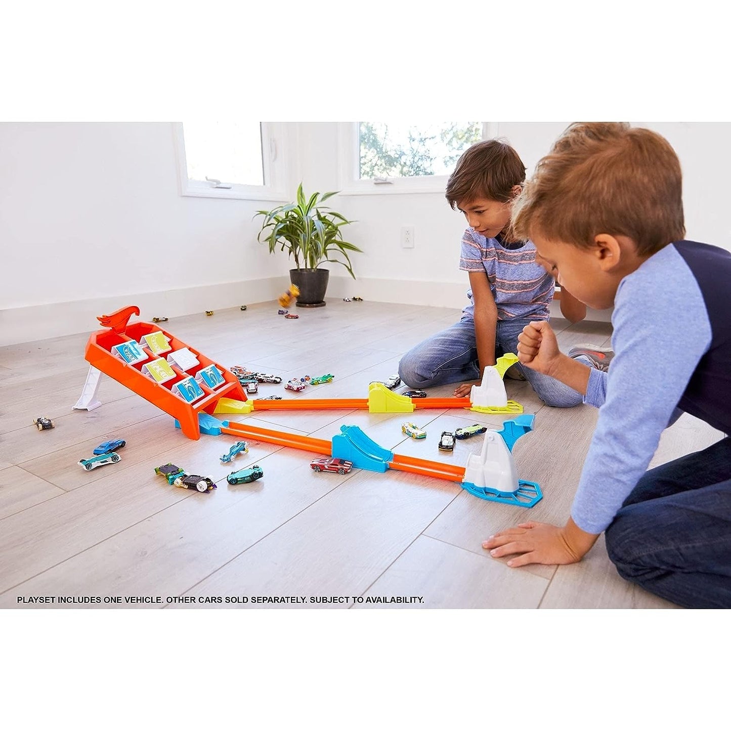 Hot Wheels Crash and Score Flipout Track Set